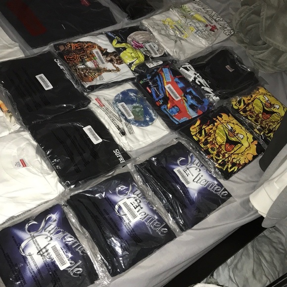 Supreme Only Mystery Box🆕 - Picture 7 of 11